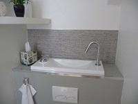 Wassersparende Wand-WC mit integriertem WiCi Bati Handwaschbecken - Madame D (66)